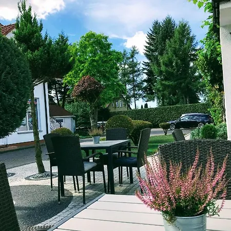 Guest house Pod Wozem Trzebiatow nad Rega