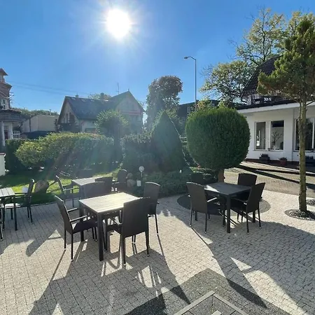 Pensjonat Pod Wozem Trzebiatow nad Rega