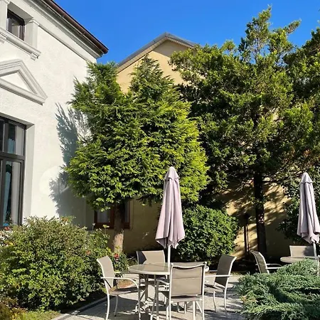 Pod Wozem Pensjonat Trzebiatow nad Rega