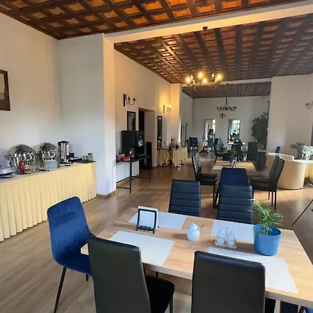 Pod Wozem Pensjonat 3*