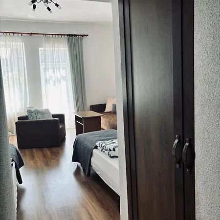 Pensjonat Pod Wozem Trzebiatow nad Rega