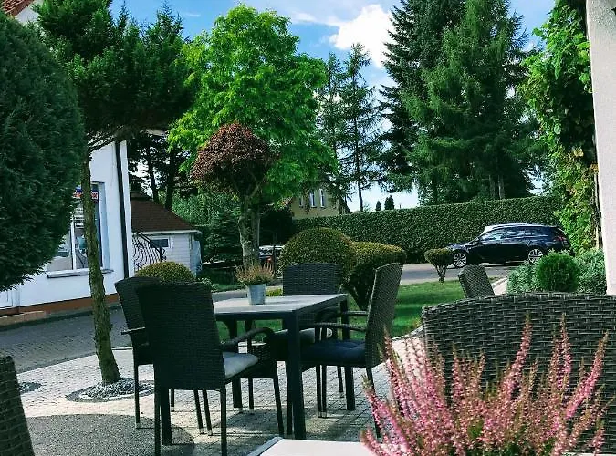 בית הארחה Pod Wozem Trzebiatow nad Rega