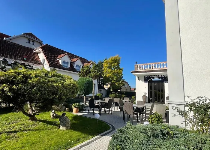 Pod Wozem ゲストハウス Trzebiatów nad Regą