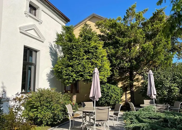 Pod Wozem ゲストハウス Trzebiatów nad Regą