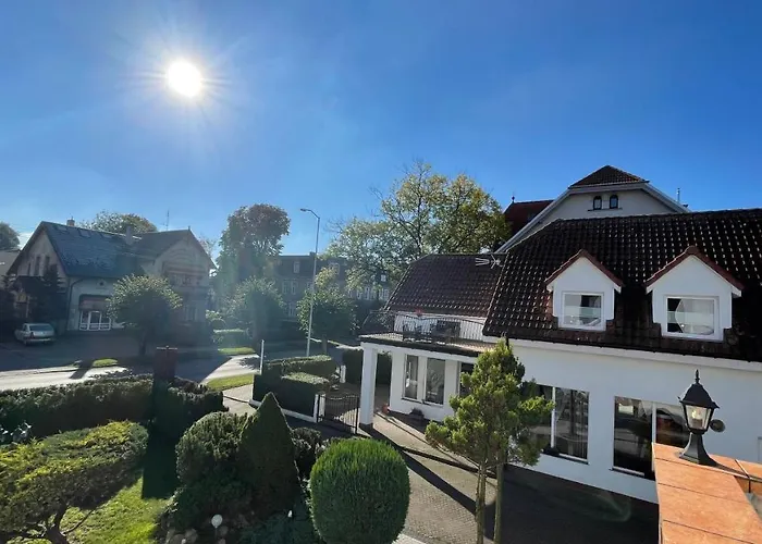 Pod Wozem ゲストハウス Trzebiatów nad Regą