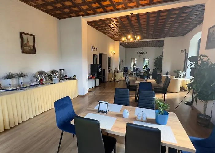 Pod Wozem Pensjonat 3*