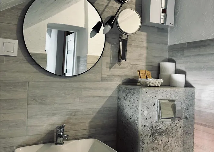 Pod Wozem בית הארחה 3*