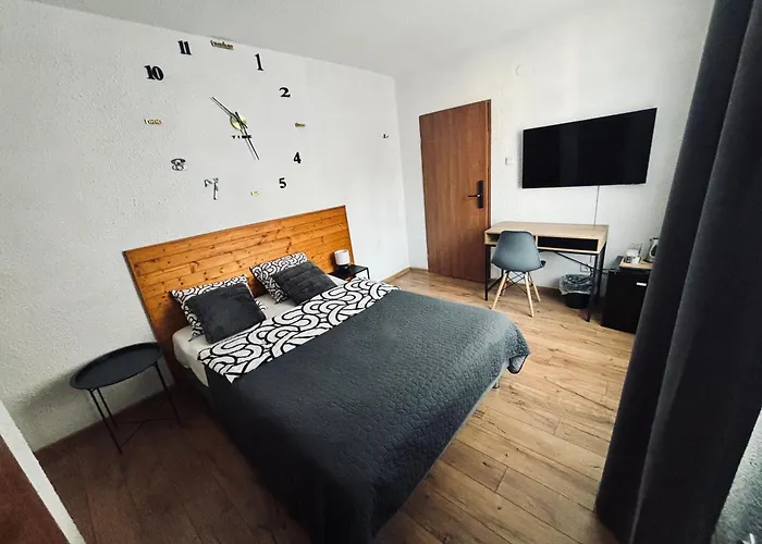 Pod Wozem Pensjonat Trzebiatow nad Rega